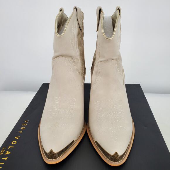 Very Volatile Womens 11 Taylor Western Ankle Boot Off White New In Box - Picture 2 of 8